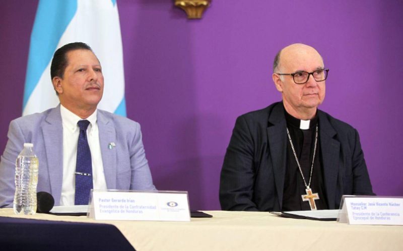 Church march in Honduras exposes political rifts and challenges ruling party